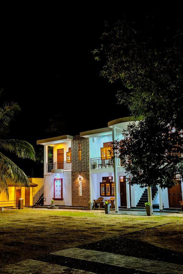 Hotel Jay'S Avenue Udawalawe Exteriér fotografie